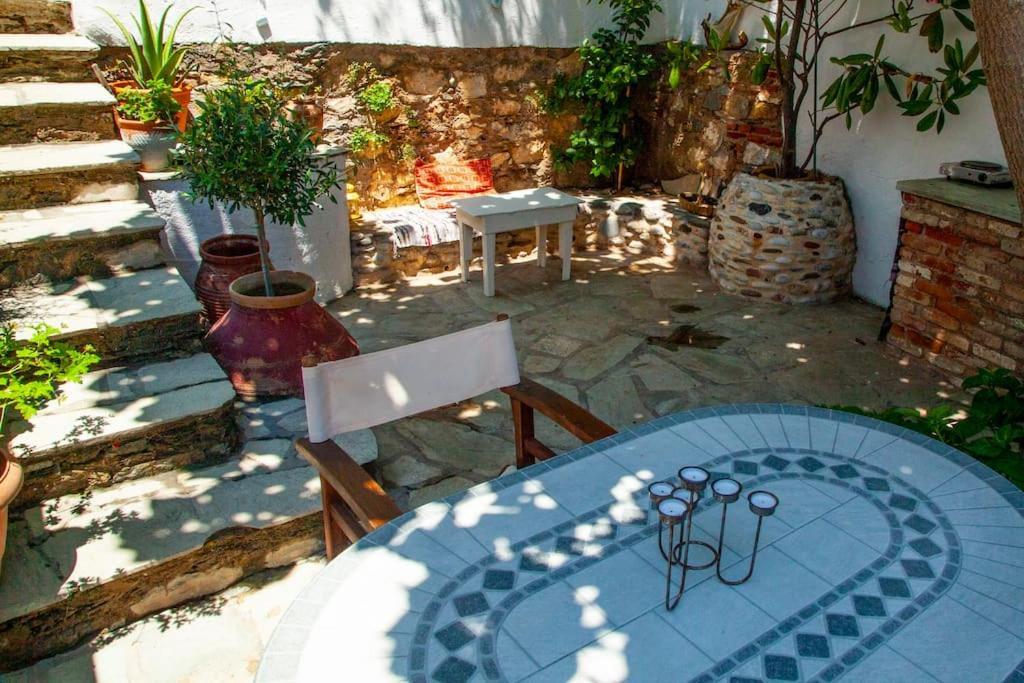 The Magnolia Villa Skopelos Town Exterior photo